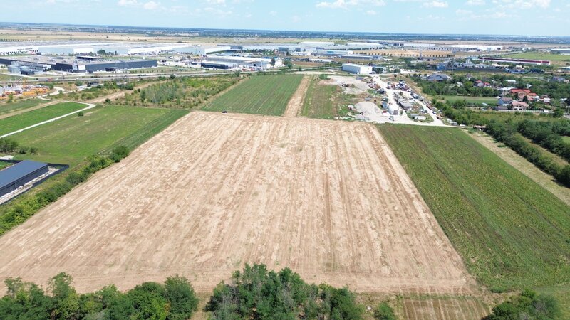 Teren Bolintin-Deal 2,5ha, deschidere 100 m, langa autostrada, acces rapid la A0